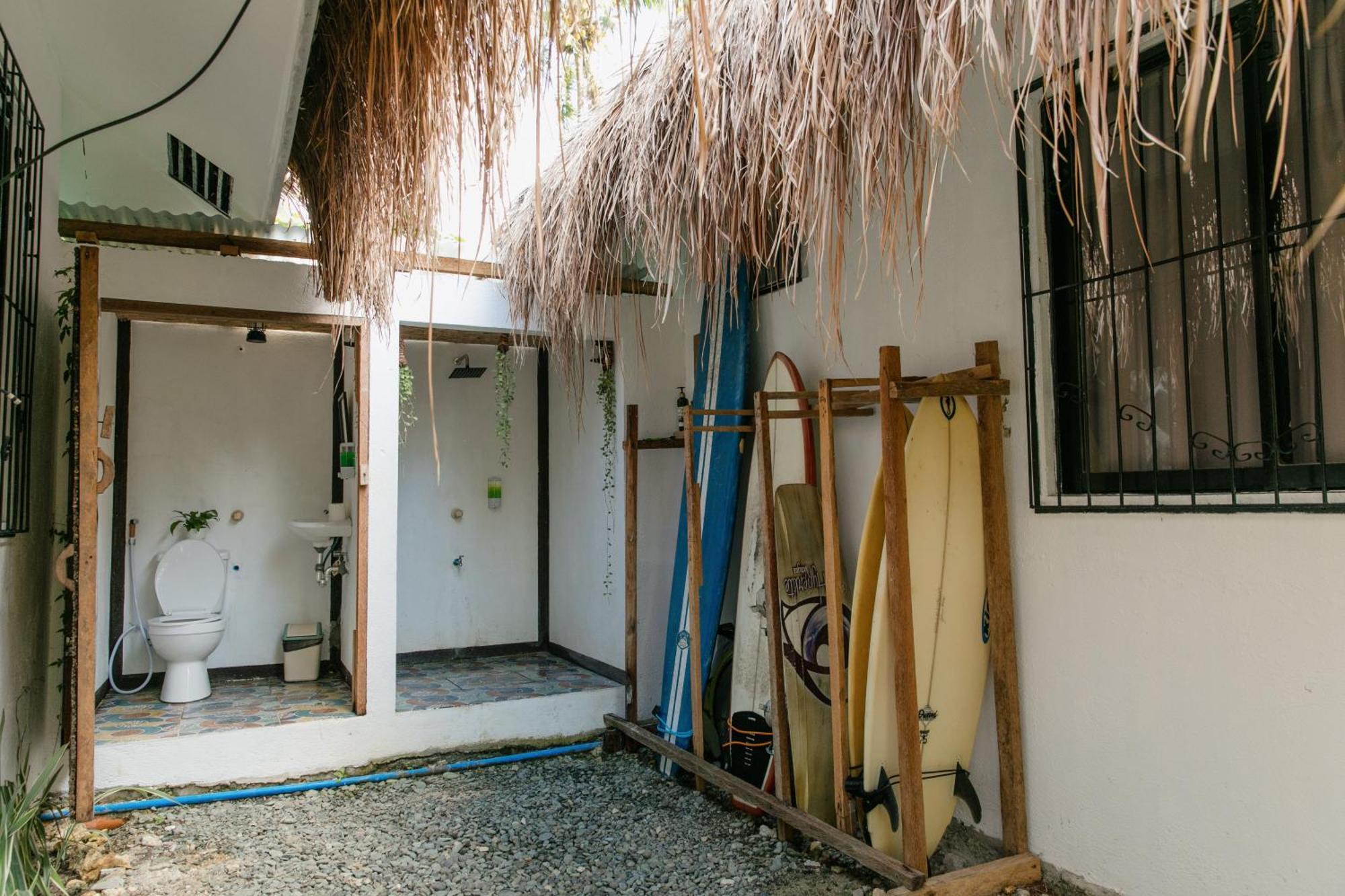 Ozen Freediving Hostel General Luna  Bagian luar foto