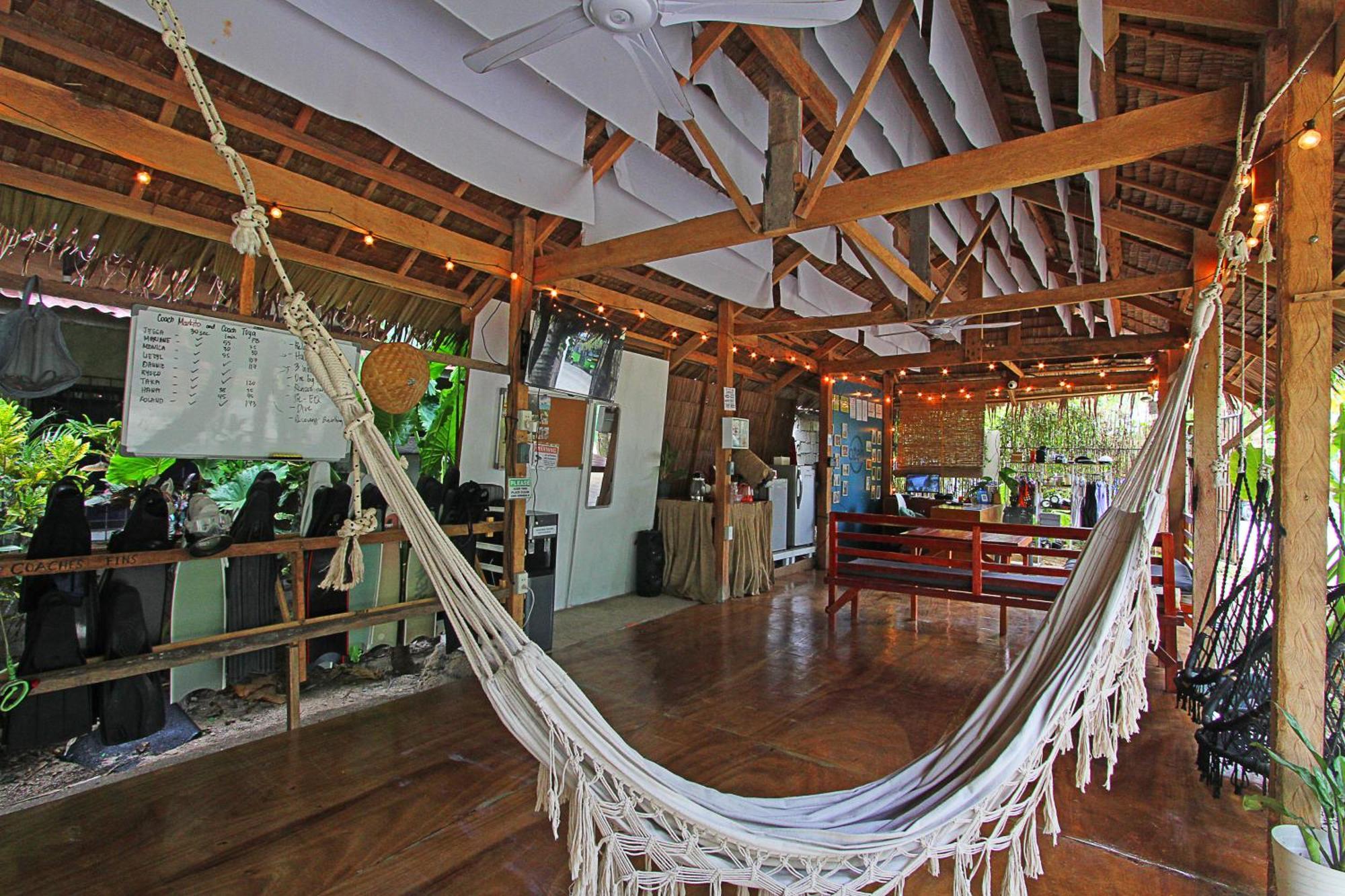 Ozen Freediving Hostel General Luna  Bagian luar foto